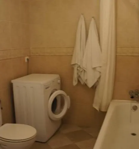 Capistrano Pueblo 111a Menyber